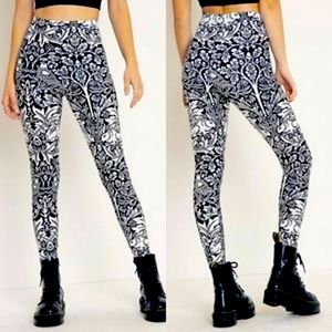 BlackMilk Brer Rabbit High Waist Black White William Morris Leggings L